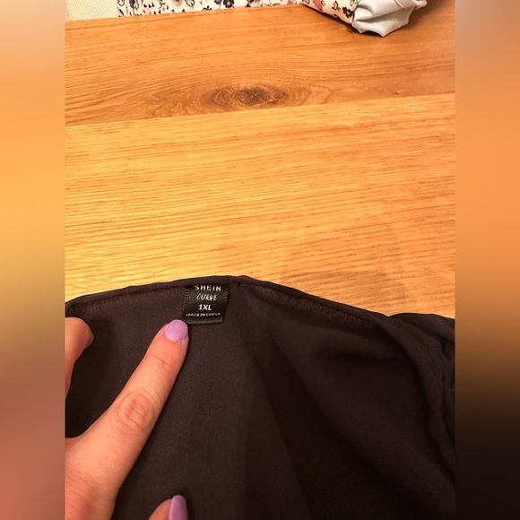 Blouse - Picture 2 of 2